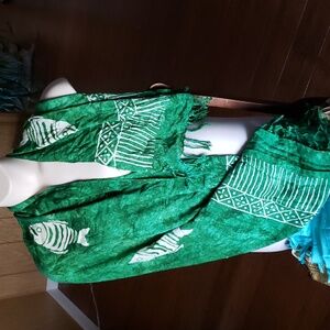 Nice green Balinese wrap with ocean theme